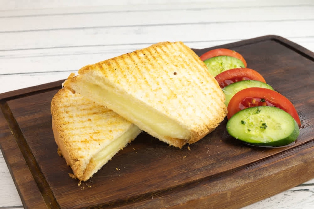 KAŞARLI TOST
